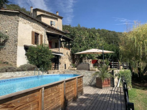 Snug holiday home in Duni re Sur Eyrieux with swimming pool
